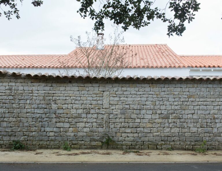 105 Villa flottaise - Rénovation et extension d’une habitation  - Photo 1