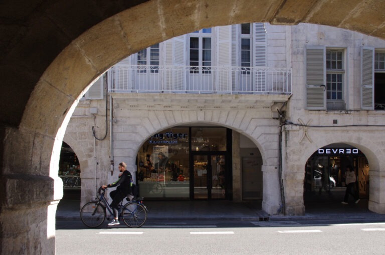 143 Palais SoHo - Aménagement de 3 logements dans un immeuble du XVIIIème - Photo 1