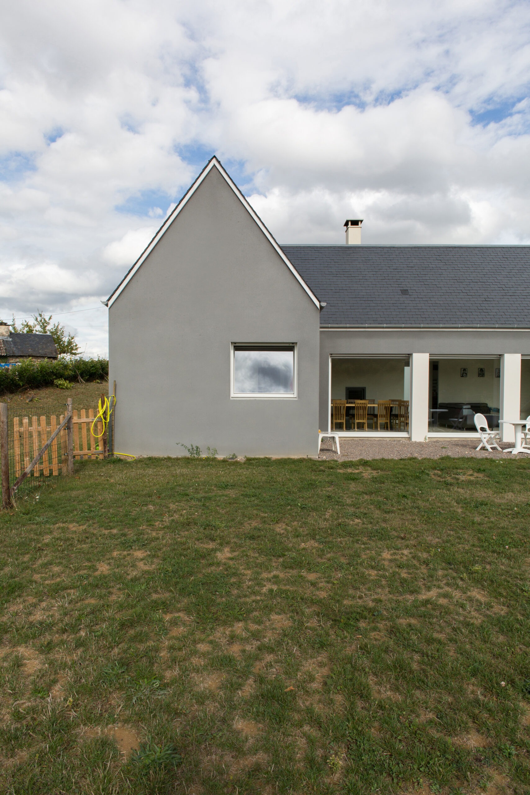 Maison Laffitte by FMAU